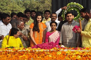 Nara Lokesh Family at NTR Ghat Photos